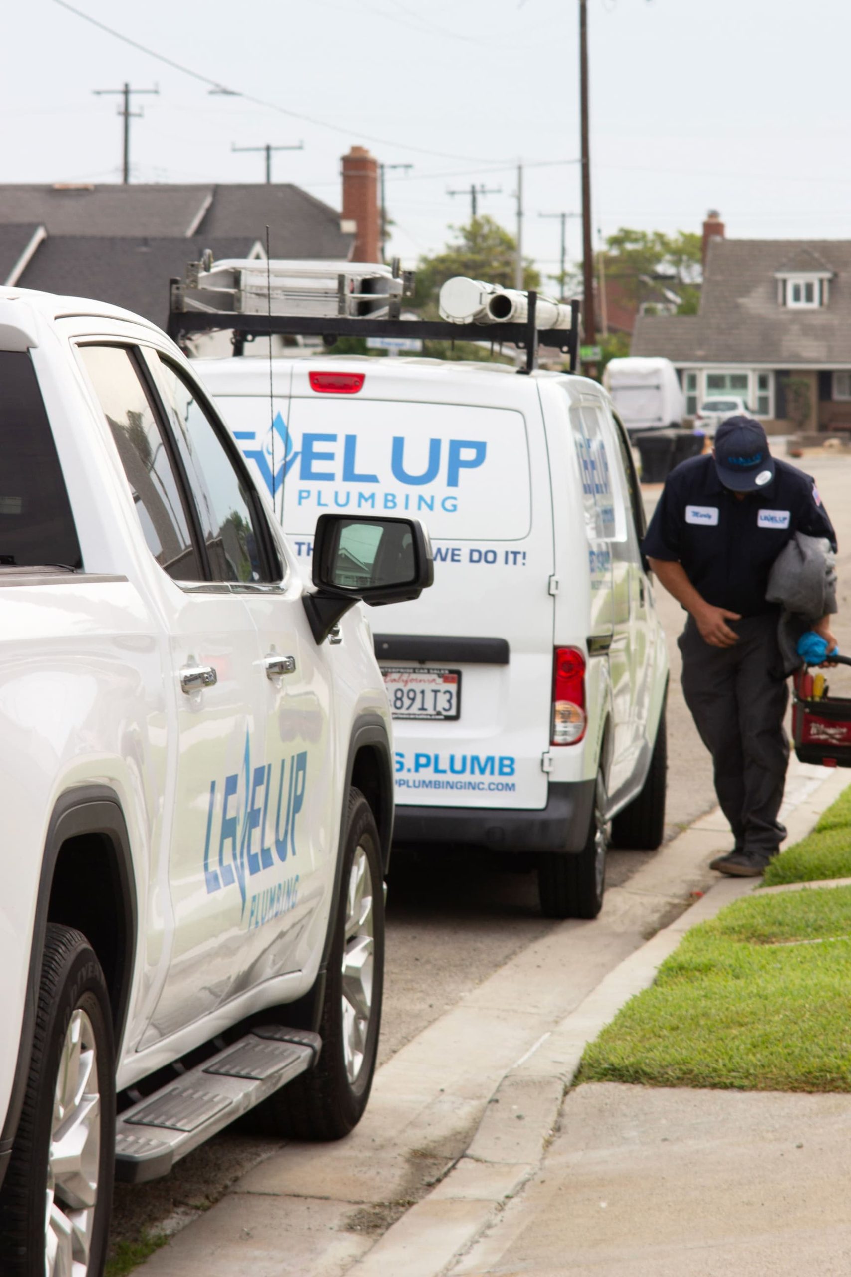 Truck-Van-and-Worker