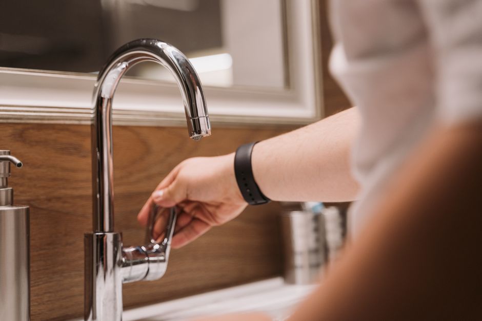 bathroom faucet repair service