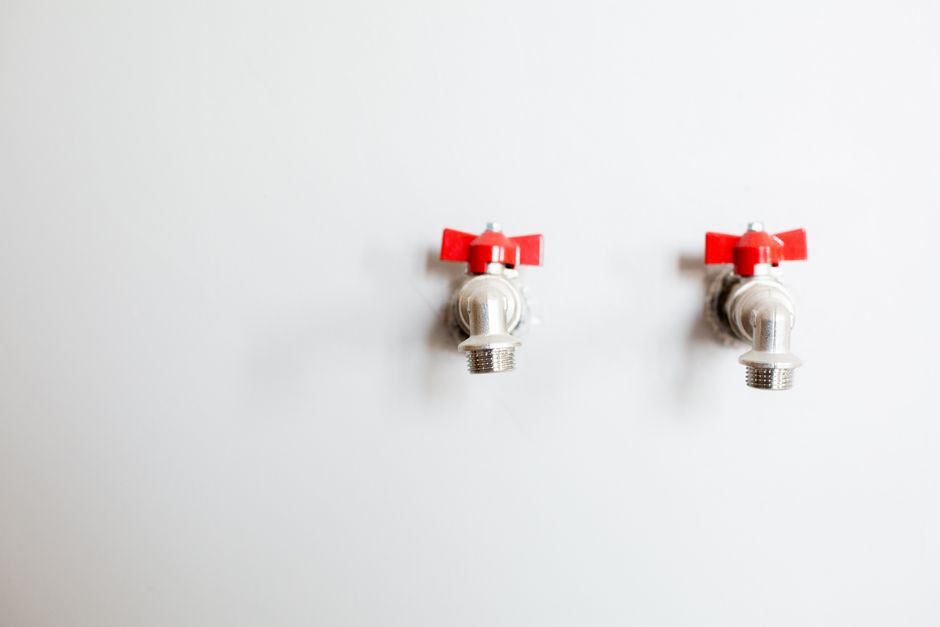 replacing hot water heater drain valve